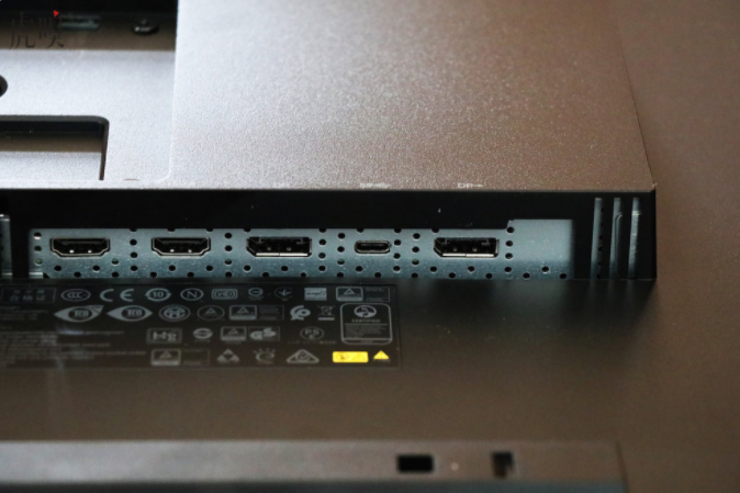 ThinkVision usb type-c顯示器評測:接口引發(fā)的生產(chǎn)力革命